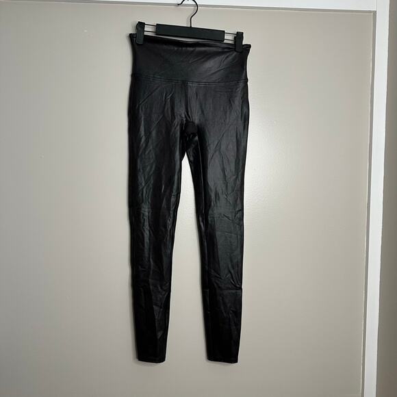 SPANX faux leather pull on stretchy leggings size M - Picture 1 of 6